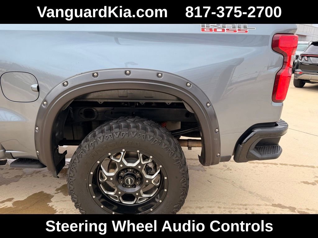 Used 2019 Chevrolet Silverado 1500 LT Trail Boss image 9