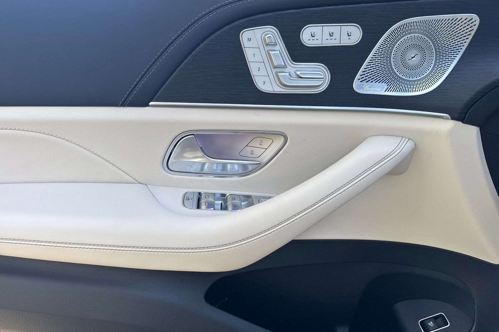 New 2026 Mercedes-Benz GLS 63 AMG 4MATIC image 13