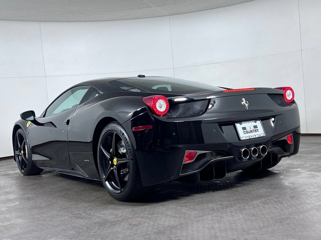 Used 2013 Ferrari 458 Italia Coupe RWD image 3