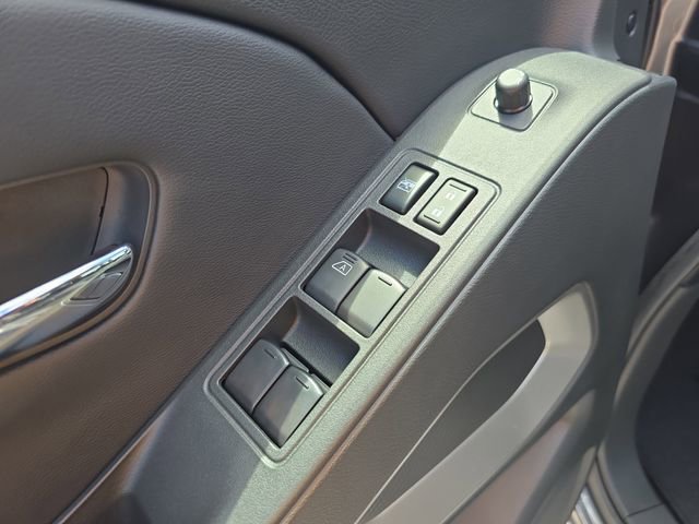 Certified 2025 Nissan Frontier SV w/ SV Convenience Package image 18