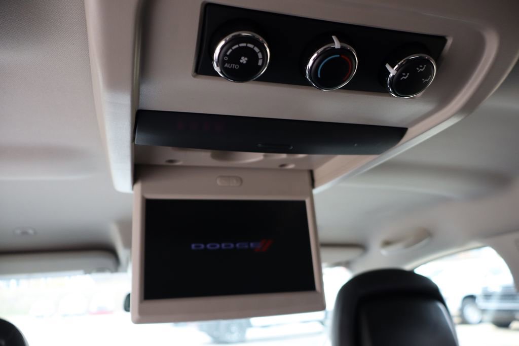 Used 2019 Dodge Journey GT w/ Family Entertainment Group image 33