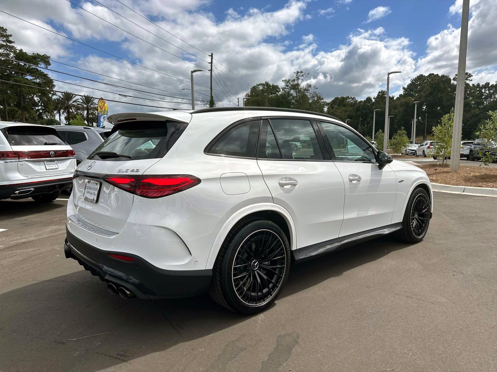Used 2025 Mercedes-Benz GLC 43 AMG 4MATIC image 5