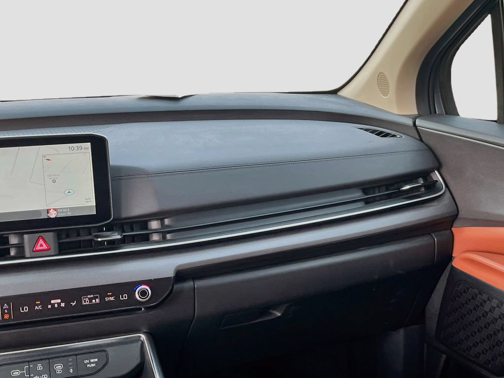 Used 2025 Kia Carnival SX FWD image 24