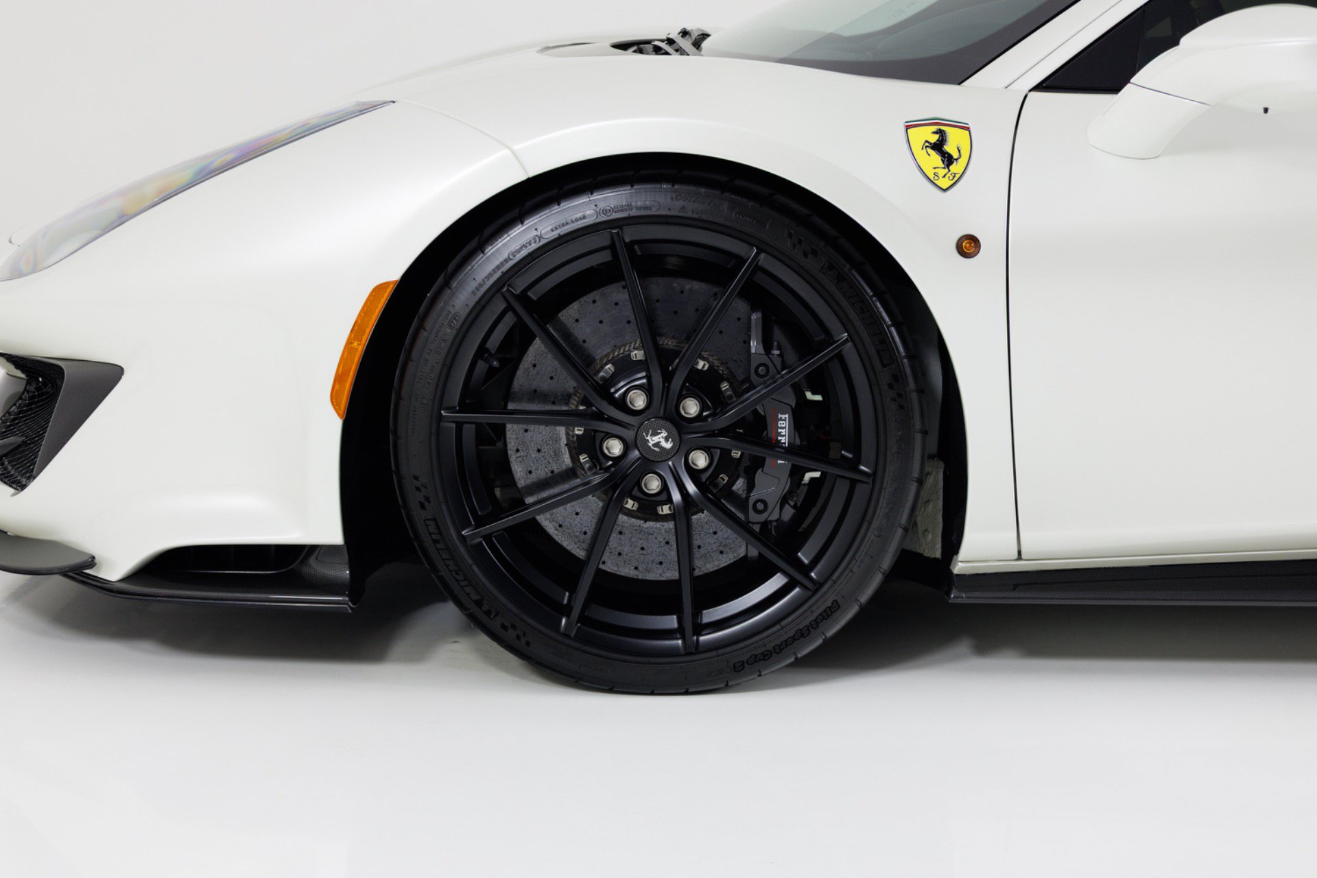 Used 2020 Ferrari 488 Pista Coupe RWD image 9
