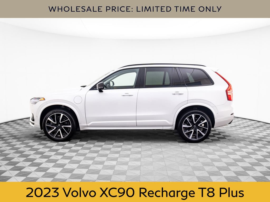 Used 2023 Volvo XC90 T8 Plus w/ Protection Package video 2