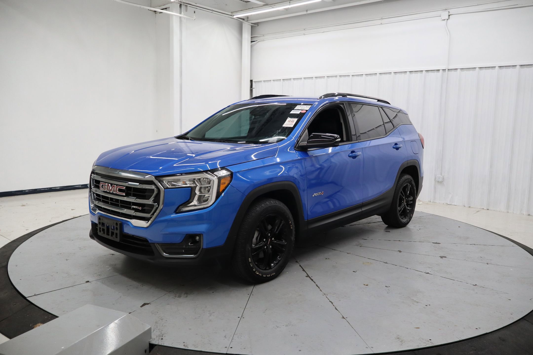 Used 2024 GMC Terrain AT4 w/ Tech Package image 10