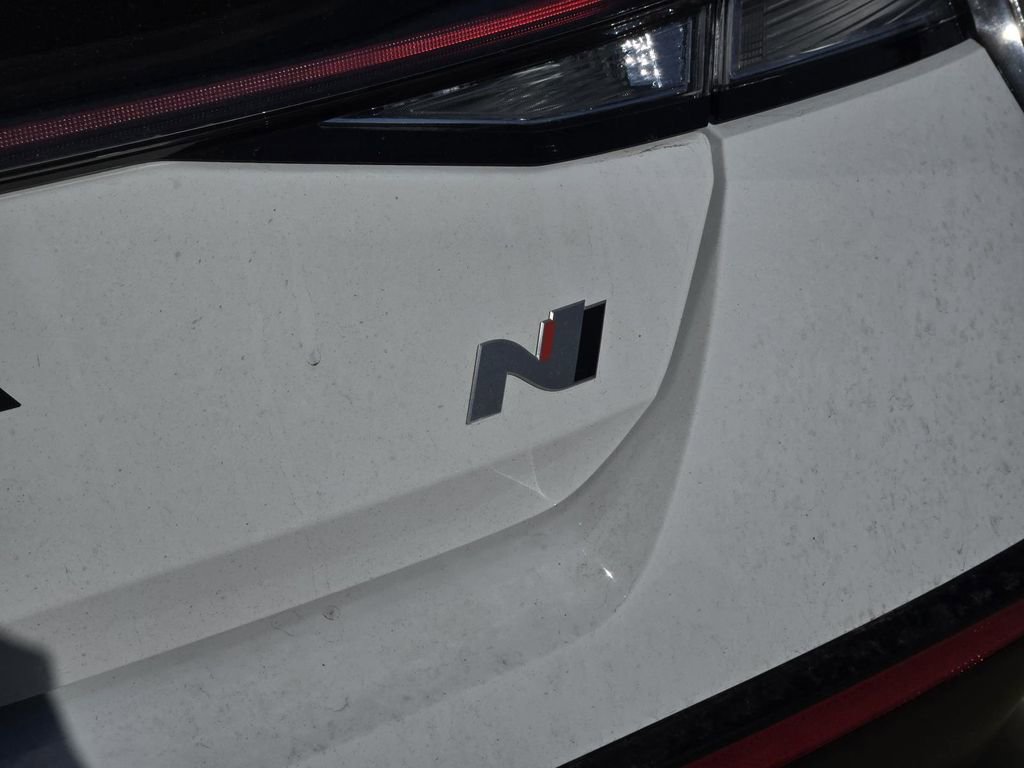 Used 2025 Hyundai Elantra N image 5