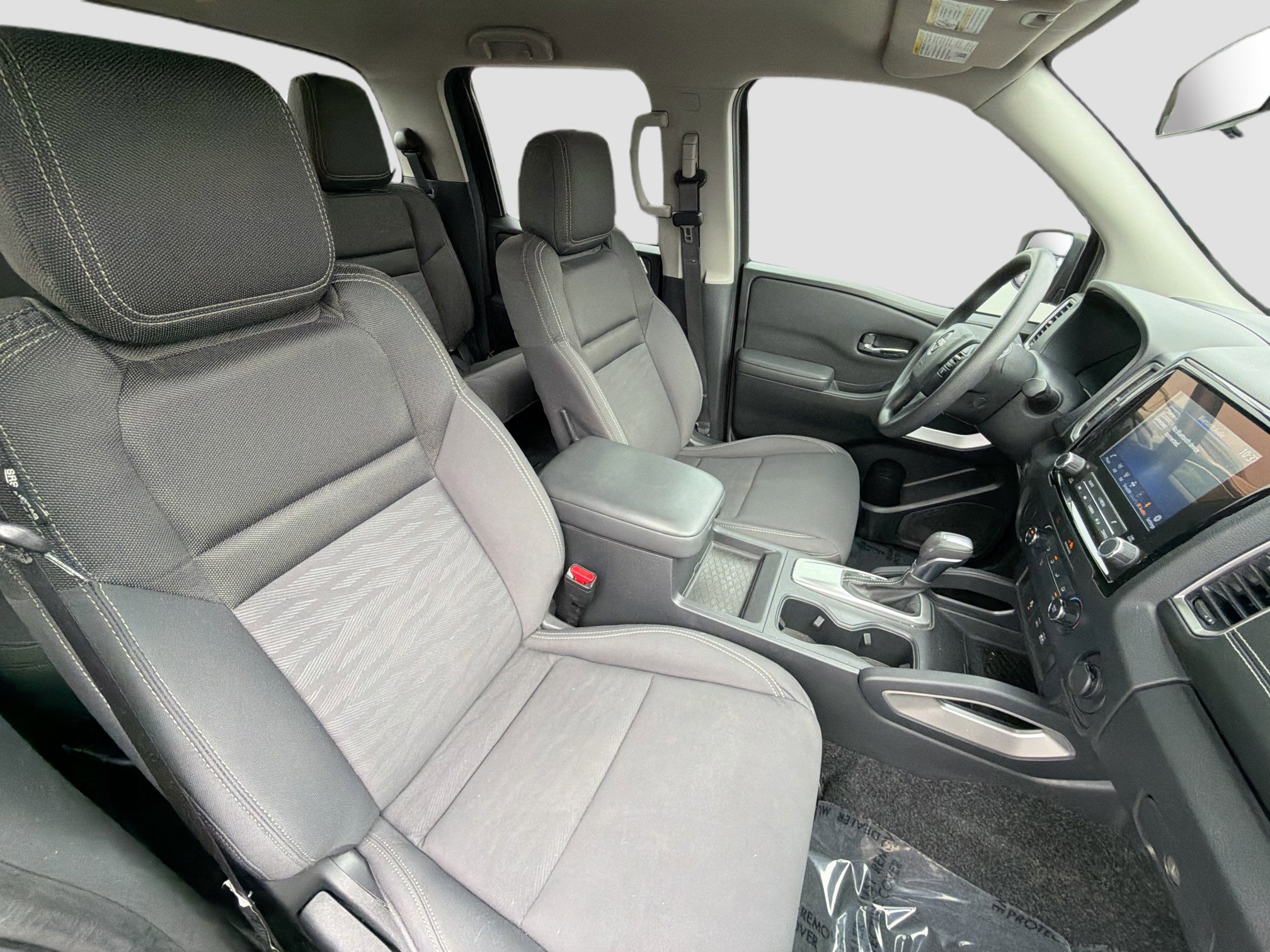 Used 2022 Nissan Frontier SV w/ Technology Package image 14