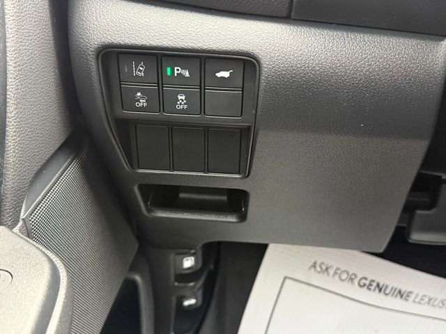 Used 2022 Honda CR-V Touring image 19