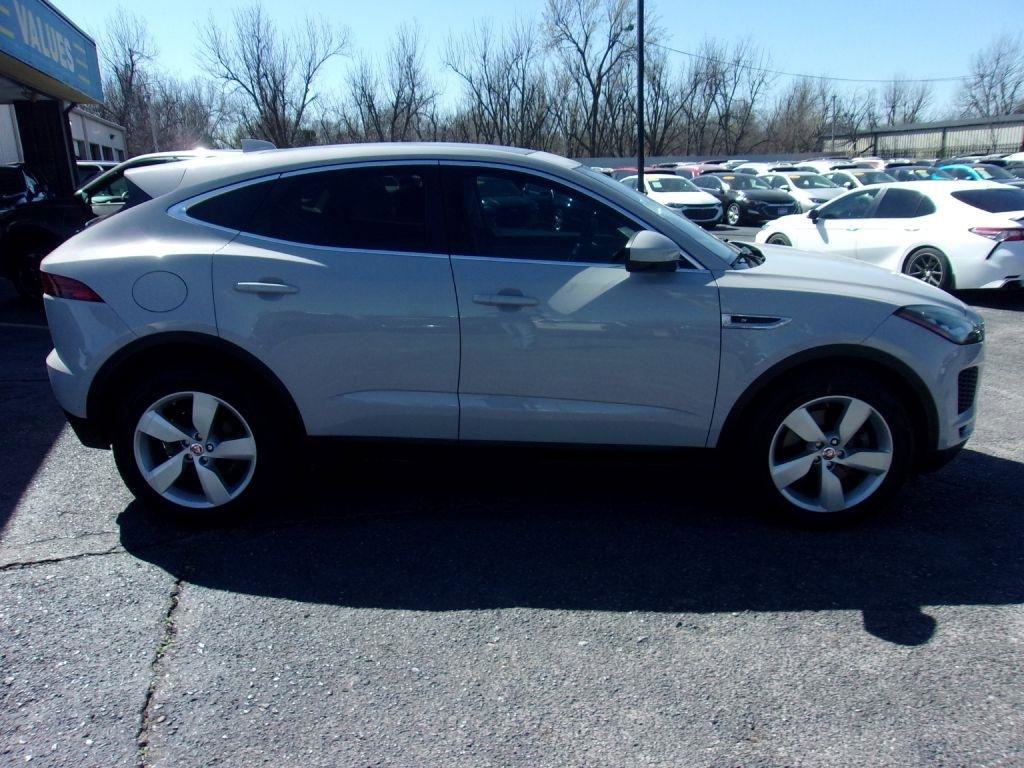 Used 2018 Jaguar E-PACE S image 4