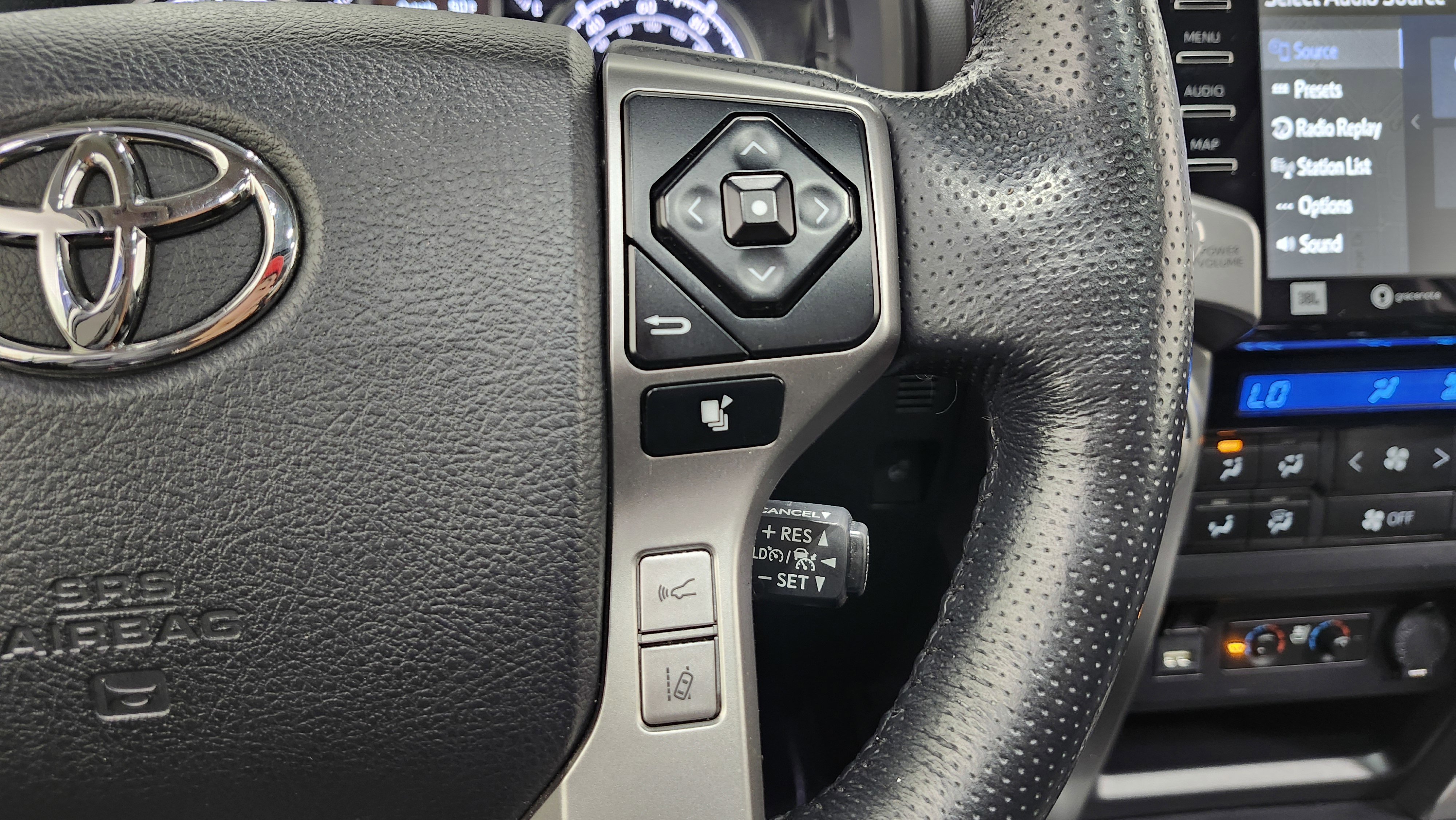 Used 2023 Toyota 4Runner Limited image 35