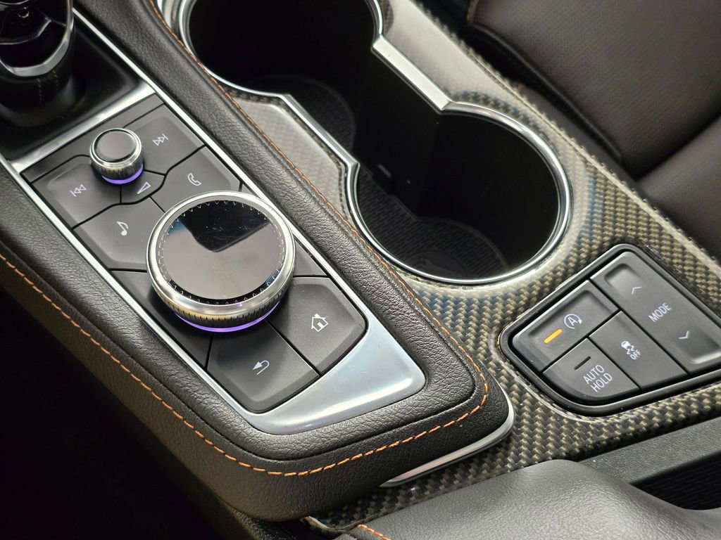 Used 2022 Cadillac CT4 V w/ LPO, ONYX Package image 33