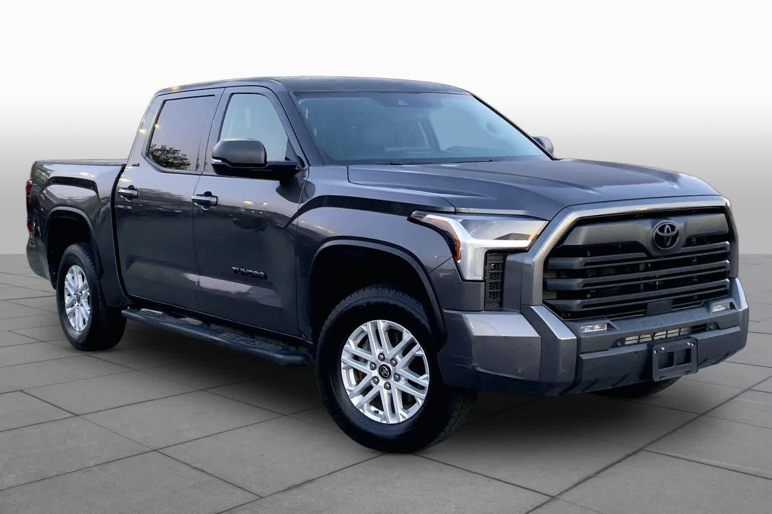 Used 2023 Toyota Tundra SR5 w/ SR5 Premium Package AWD/4WD image 3