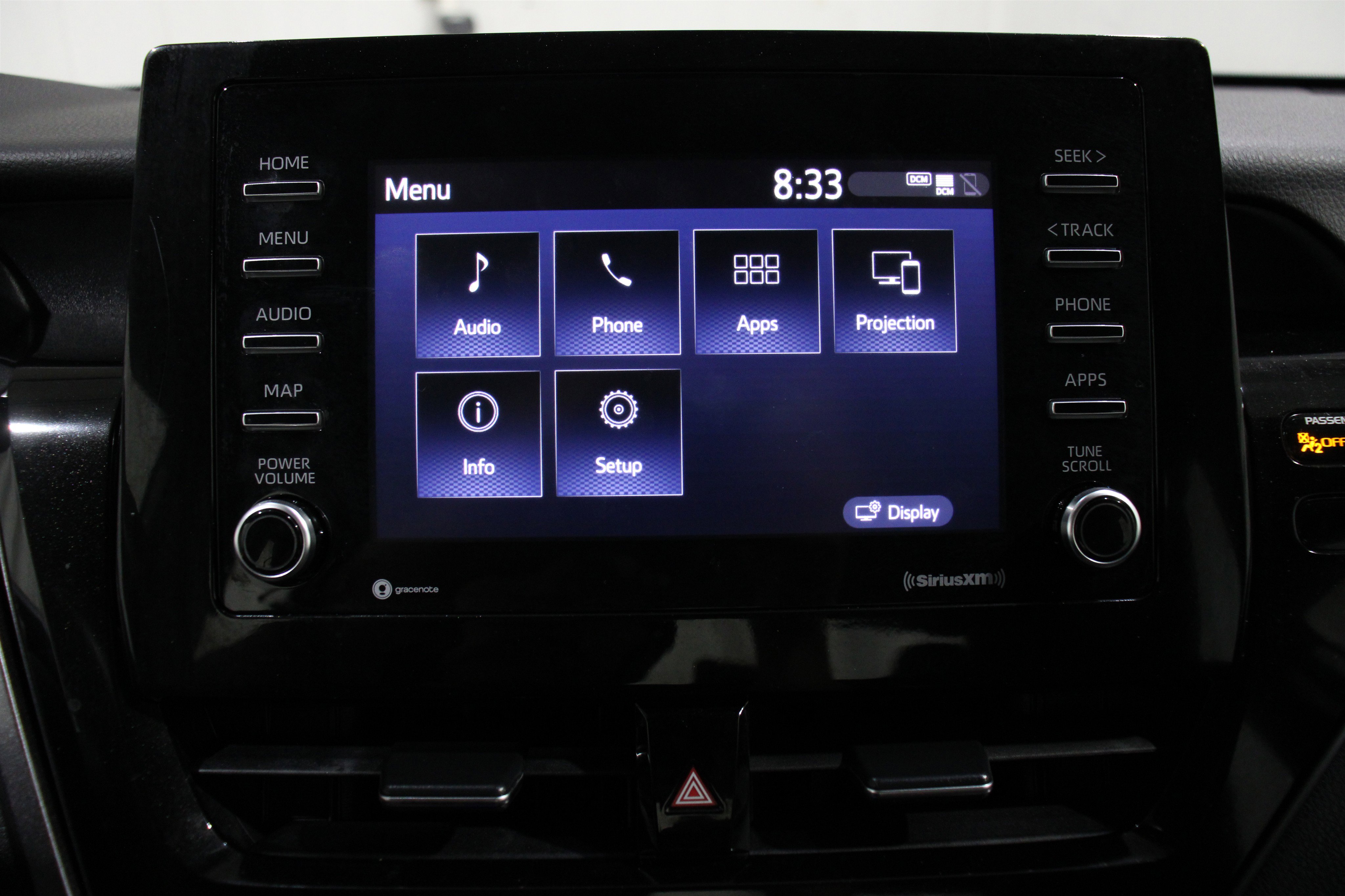 Used 2023 Toyota Camry SE image 13