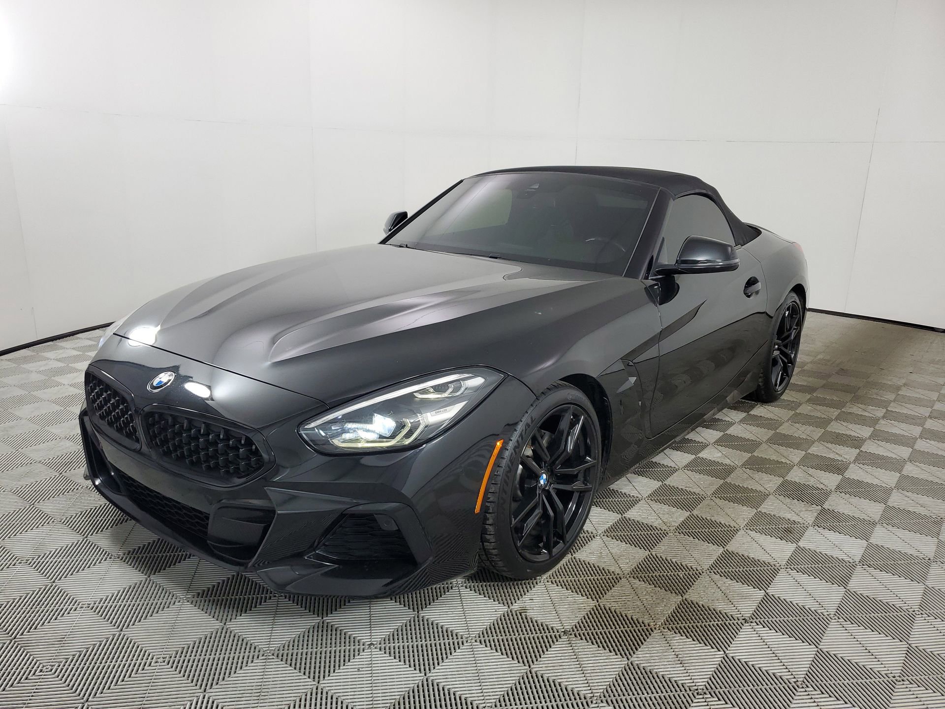 Used 2019 BMW Z4 sDrive30i w/ M Sport Package image 26