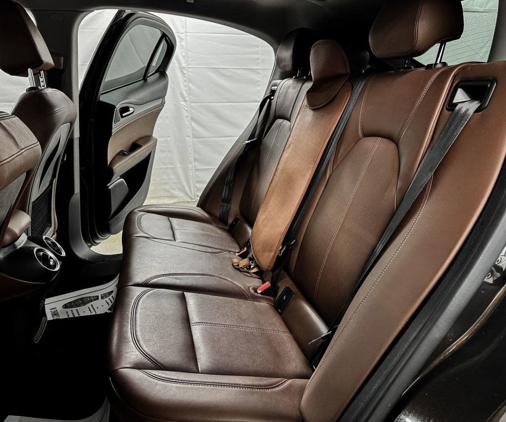 Used 2018 Alfa Romeo Stelvio AWD image 8