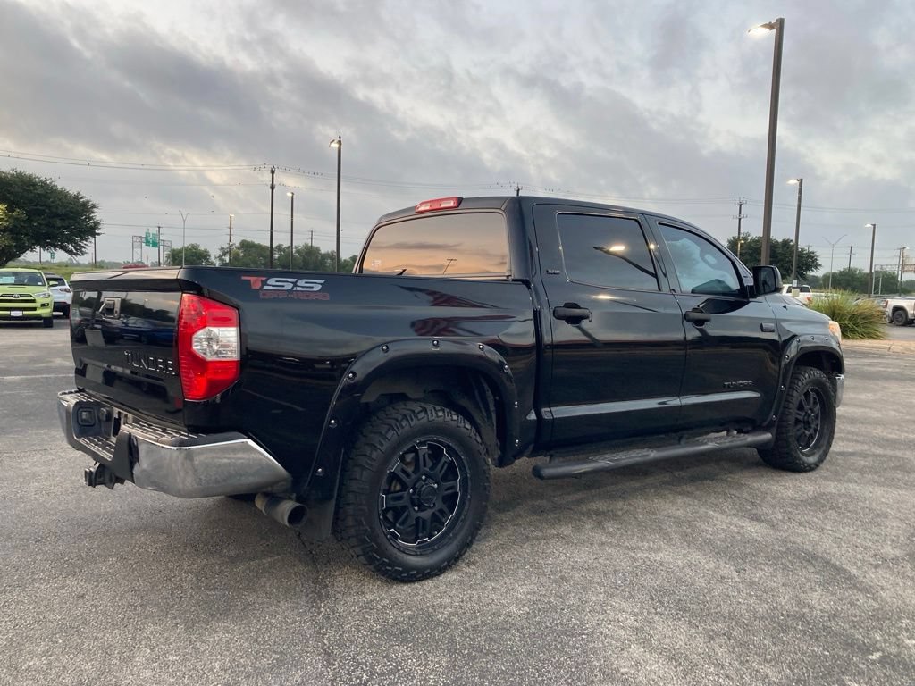 Used 2017 Toyota Tundra SR5 w/ SR5 Upgrade Package RWD image 5