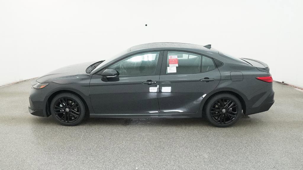 New 2026 Toyota Camry SE image 10