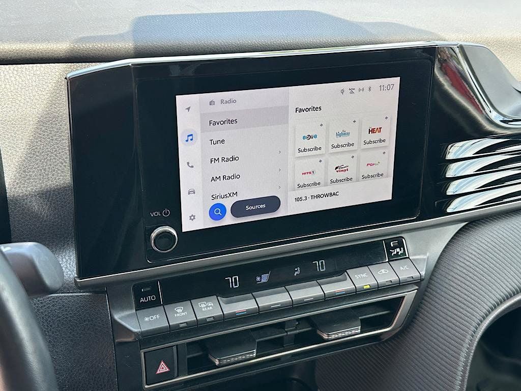 Certified 2025 Toyota Camry SE FWD image 27