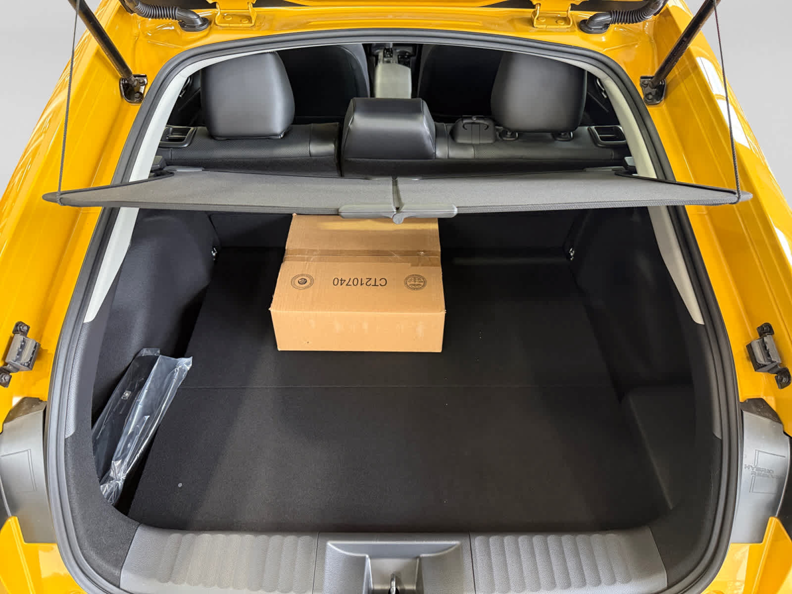 New 2026 Toyota Prius Plug-In Hybrid FWD image 23