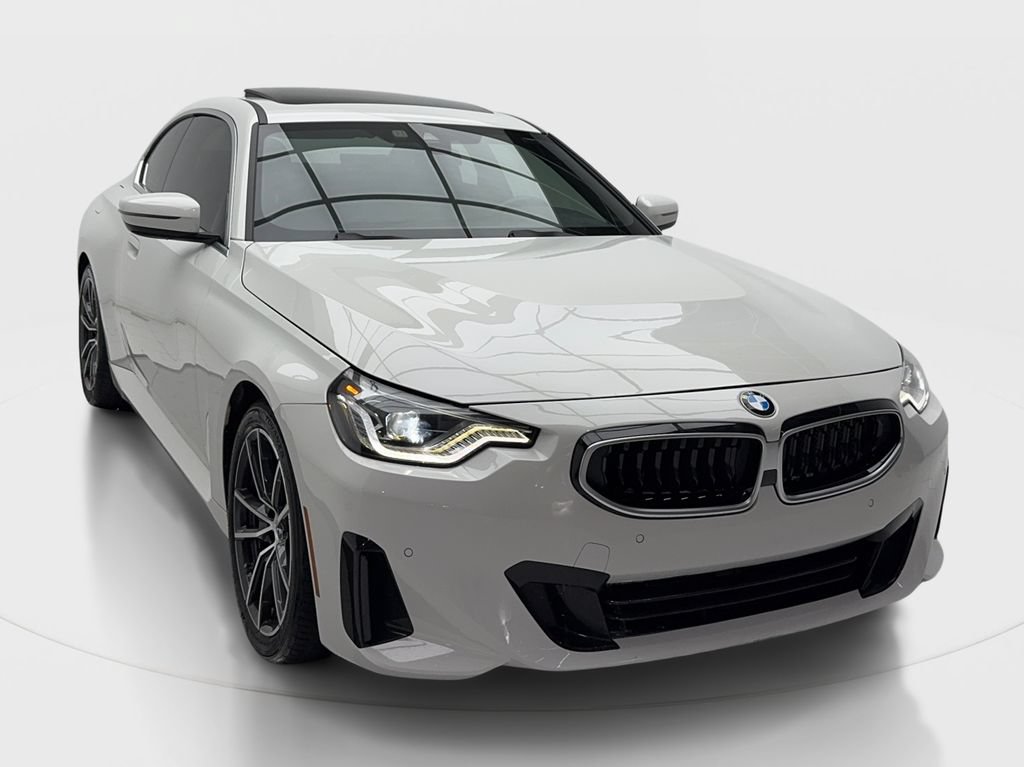 Used 2022 BMW 230i Coupe w/ Premium Package 2 RWD image 3