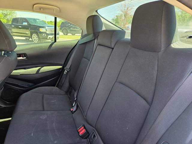 Used 2021 Toyota Corolla LE image 20