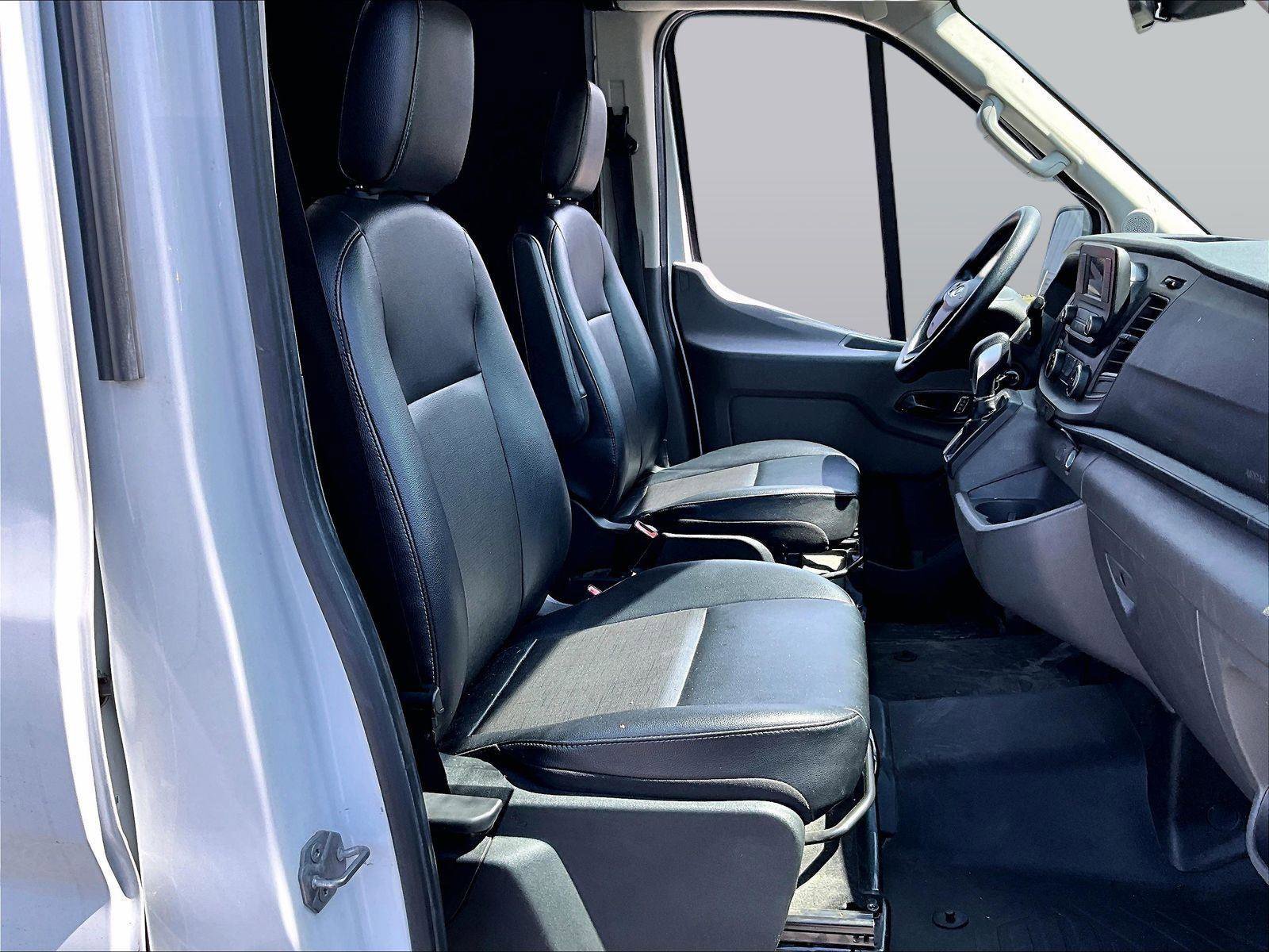 Used 2024 Ford Transit 250 148 Medium Roof w/ Load Area Protection Package RWD image 7