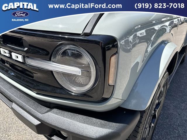 Used 2023 Ford Bronco Outer Banks AWD/4WD image 11