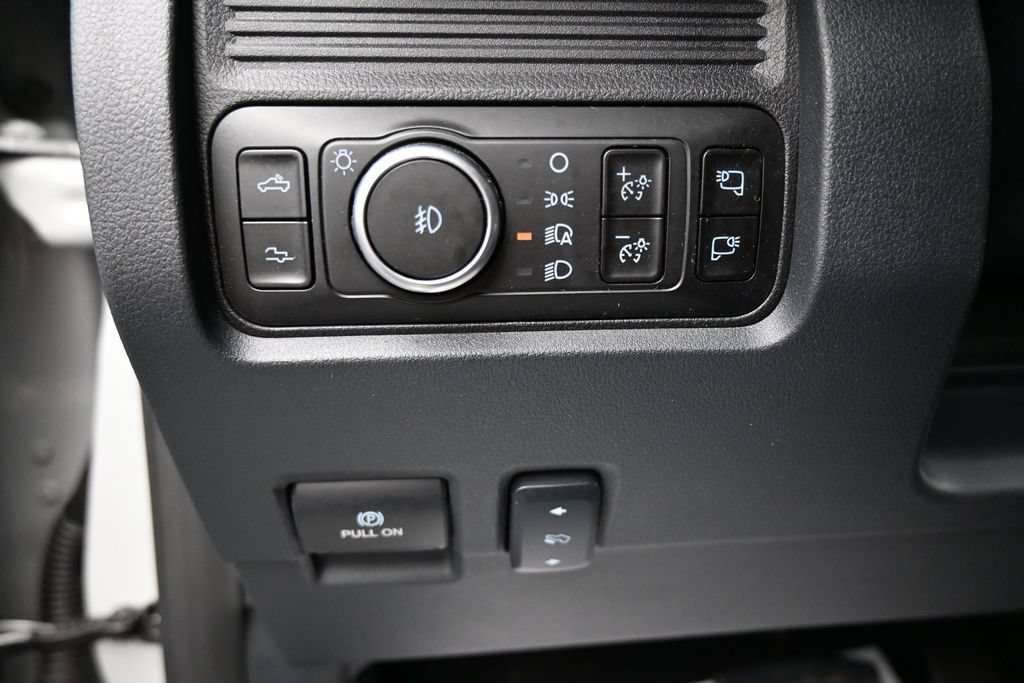 Used 2026 Ford F250 Platinum AWD/4WD image 12