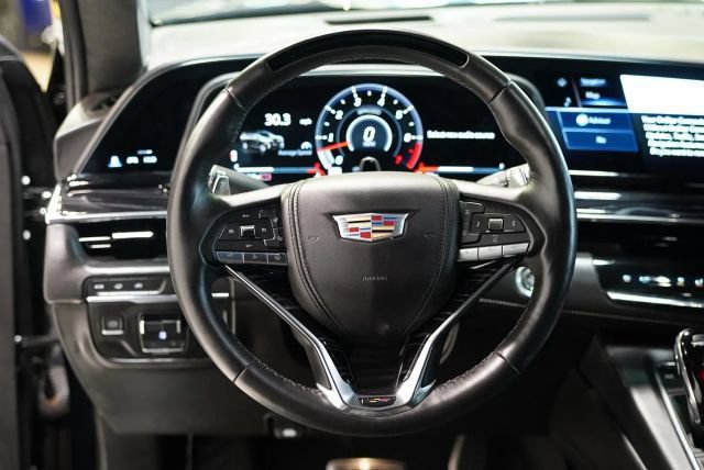 Used 2023 Cadillac Escalade V AWD/4WD image 18