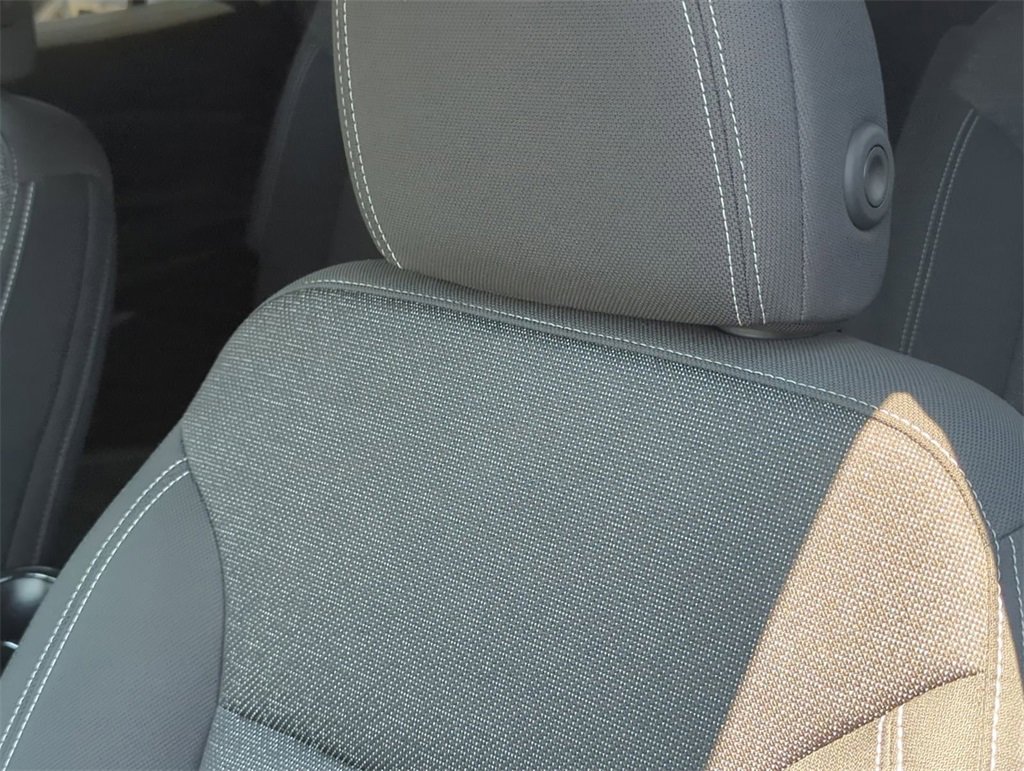 Certified 2025 Chevrolet Traverse LT image 23