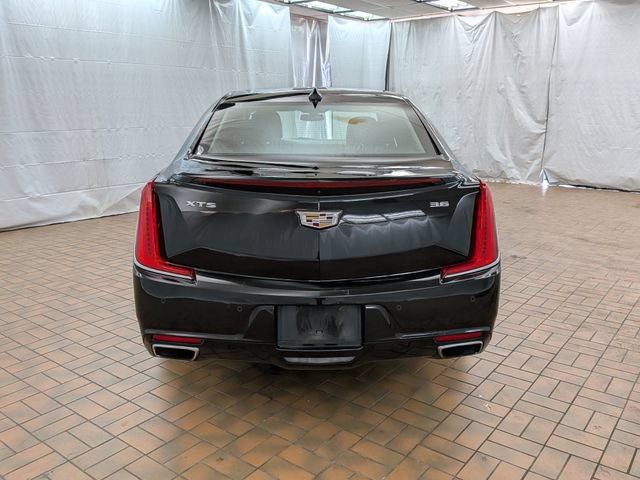 Used 2019 Cadillac XTS Luxury FWD image 6
