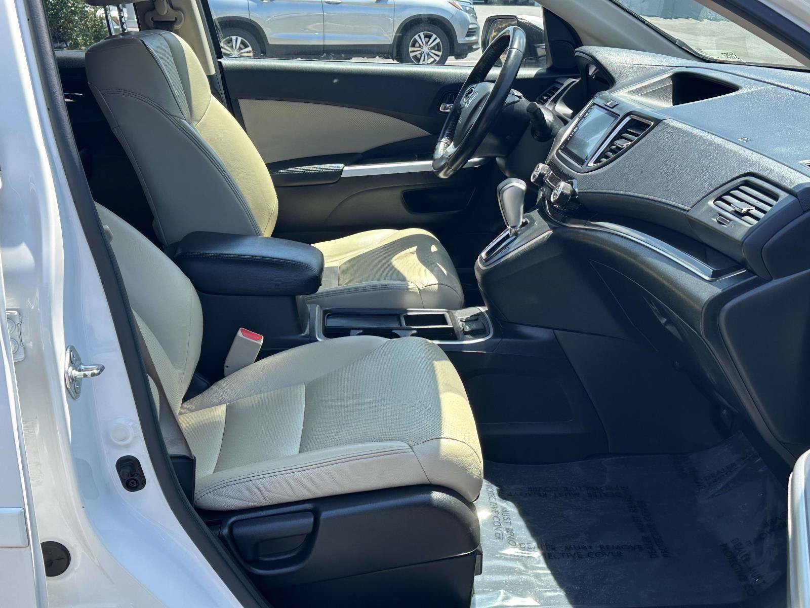 Used 2015 Honda CR-V EX-L image 6