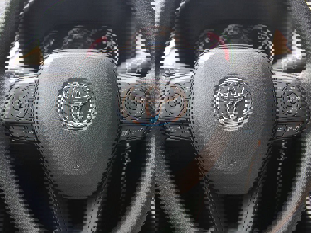 New 2025 Toyota RAV4 LE image 13