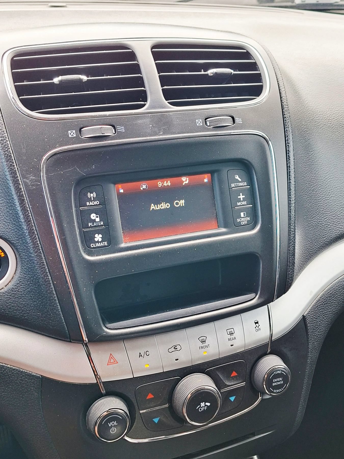Used 2016 Dodge Journey SE w/ Flexible Seating Group FWD image 16