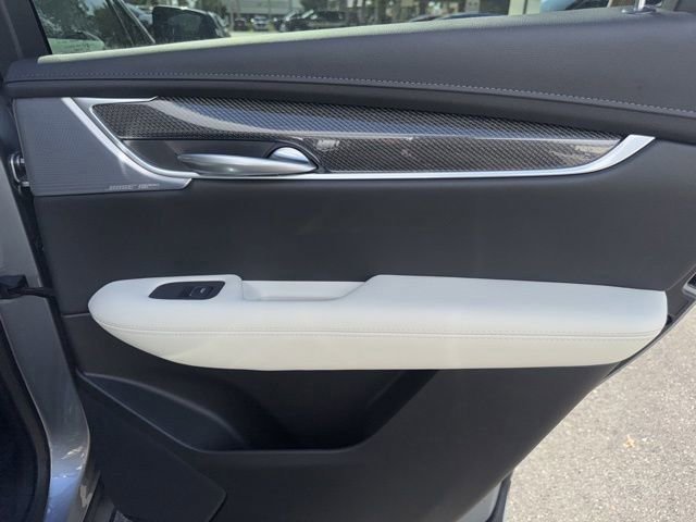 New 2025 Cadillac XT5 Sportv image 22