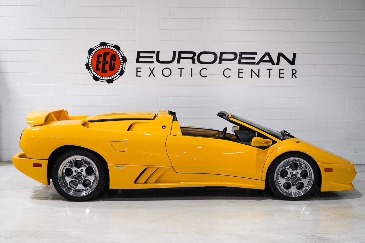Used 1998 Lamborghini Diablo VT image 6