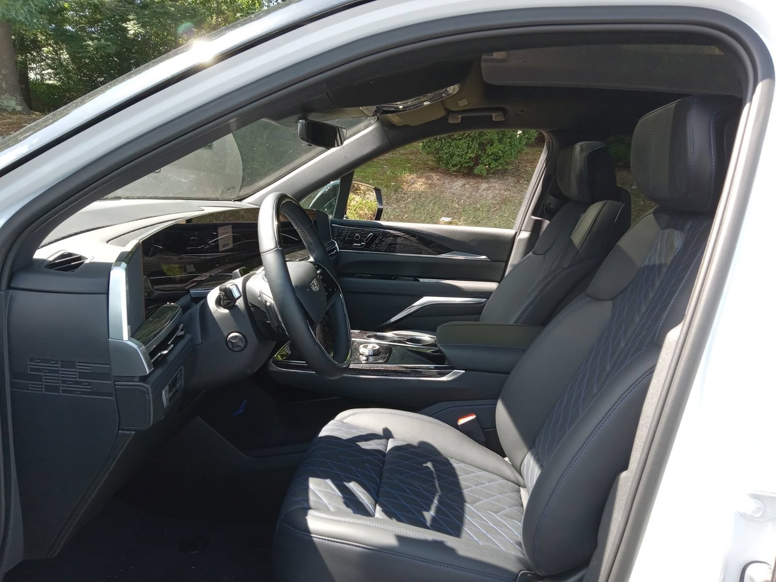 New 2026 Cadillac Escalade IQ Sport 1 AWD/4WD image 11