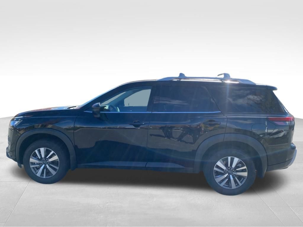 New 2025 Nissan Pathfinder SL image 4