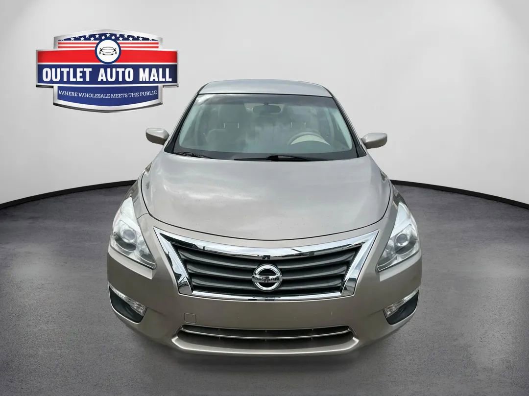 Used 2014 Nissan Altima 2.5 S w/ Sport Value Package FWD image 8