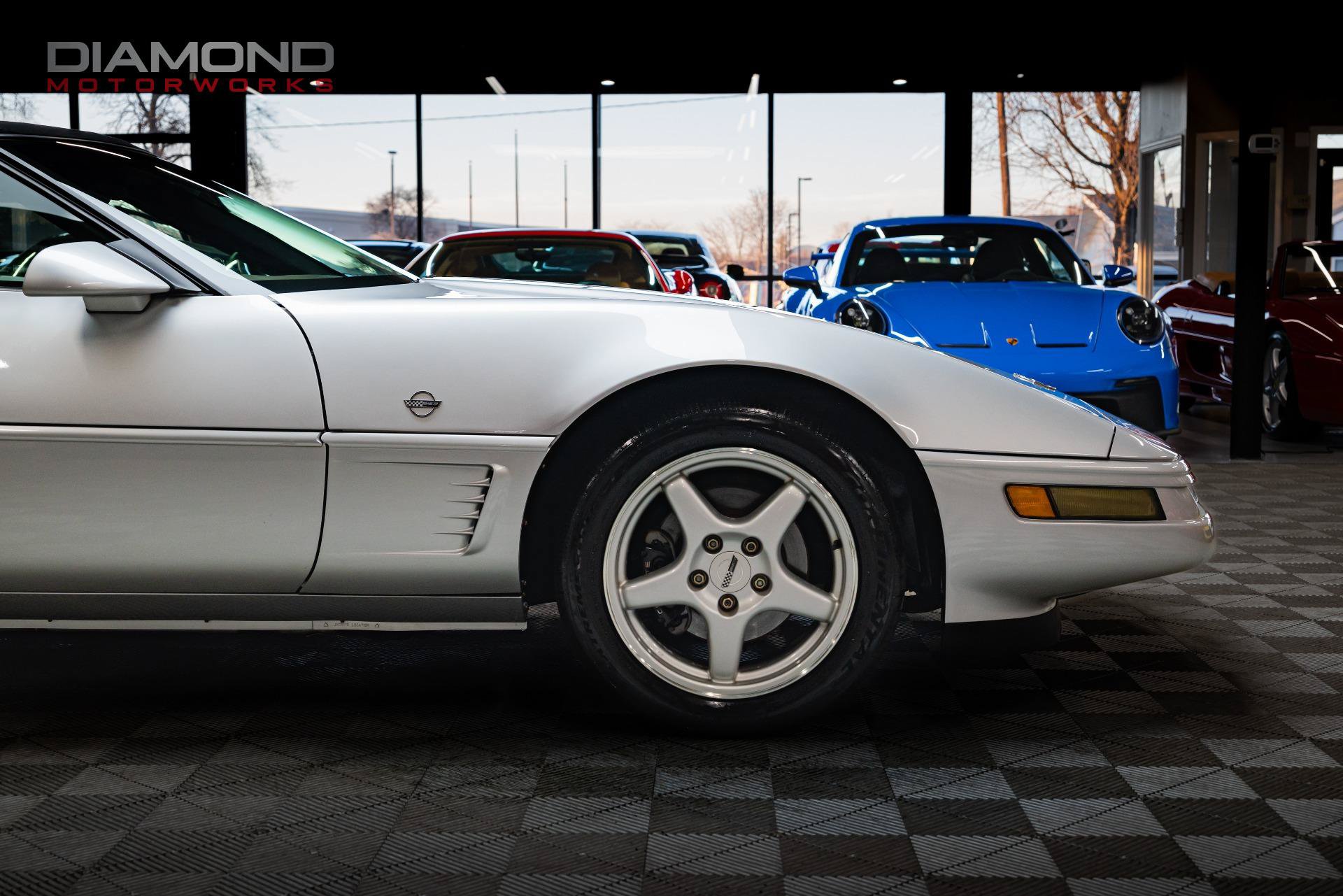 Used 1996 Chevrolet Corvette Convertible RWD image 32