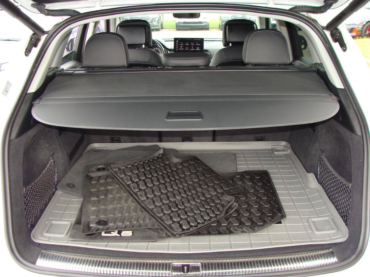 Used 2021 Audi Q5 e Premium Plus w/ Premium Plus Package AWD/4WD image 27