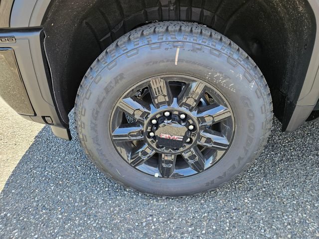 New 2026 GMC Sierra 2500 AT4 w/ AT4 Premium Plus Package AWD/4WD image 8