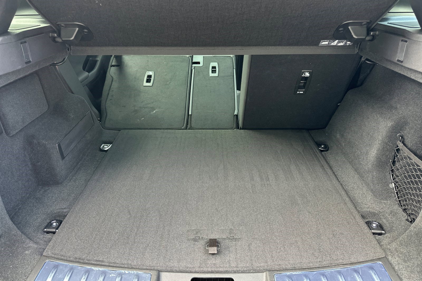 Used 2024 Land Rover Range Rover Evoque Dynamic SE image 33