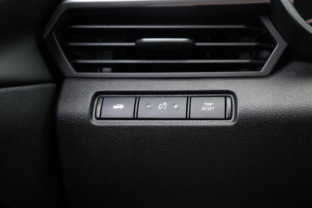 Certified 2025 Nissan Altima 2.5 SV FWD image 18
