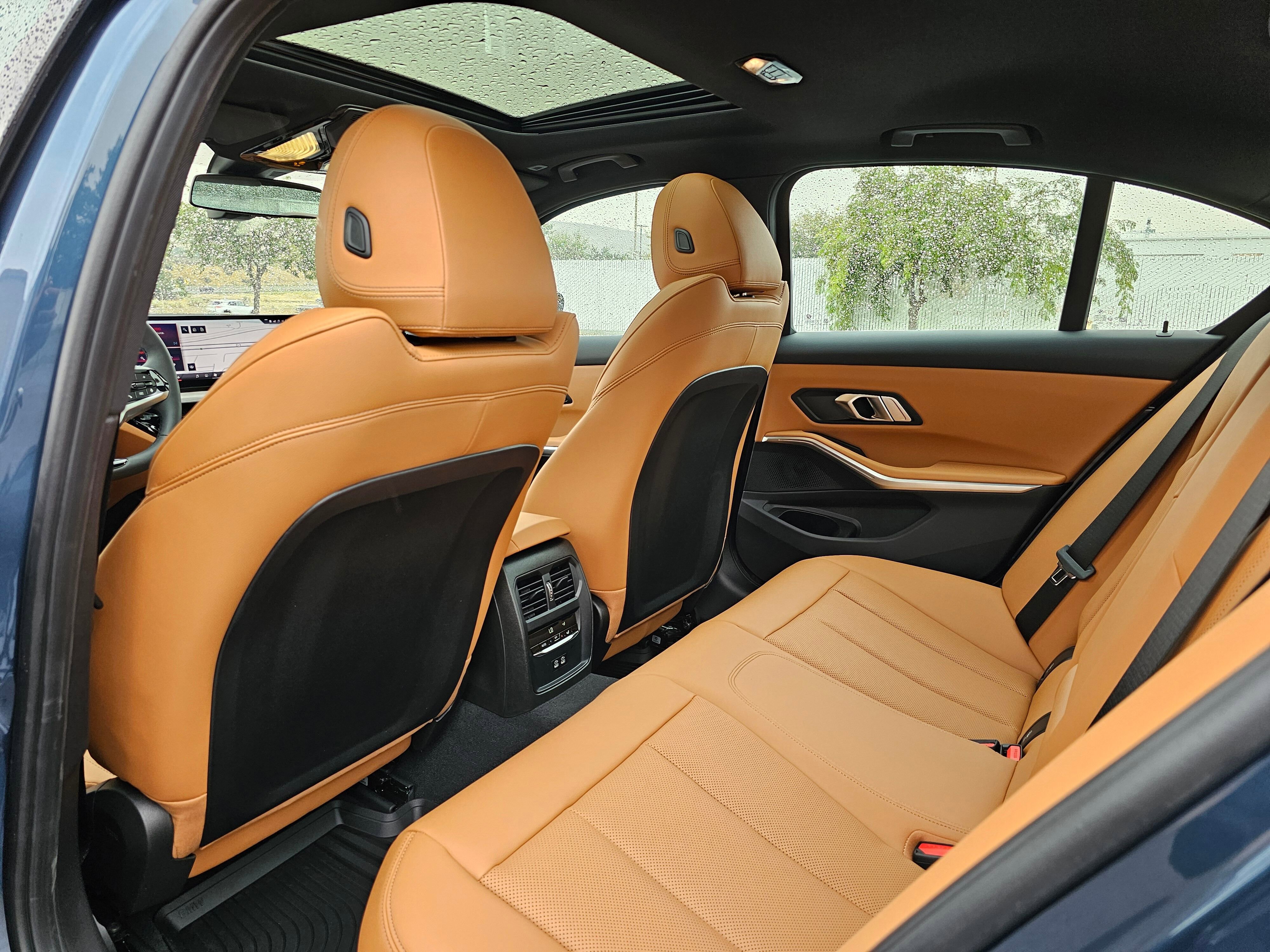 New 2025 BMW 330i xDrive Sedan w/ Premium Package image 13