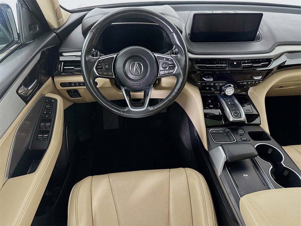 Used 2024 Acura MDX SH-AWD w/ Technology Package image 3
