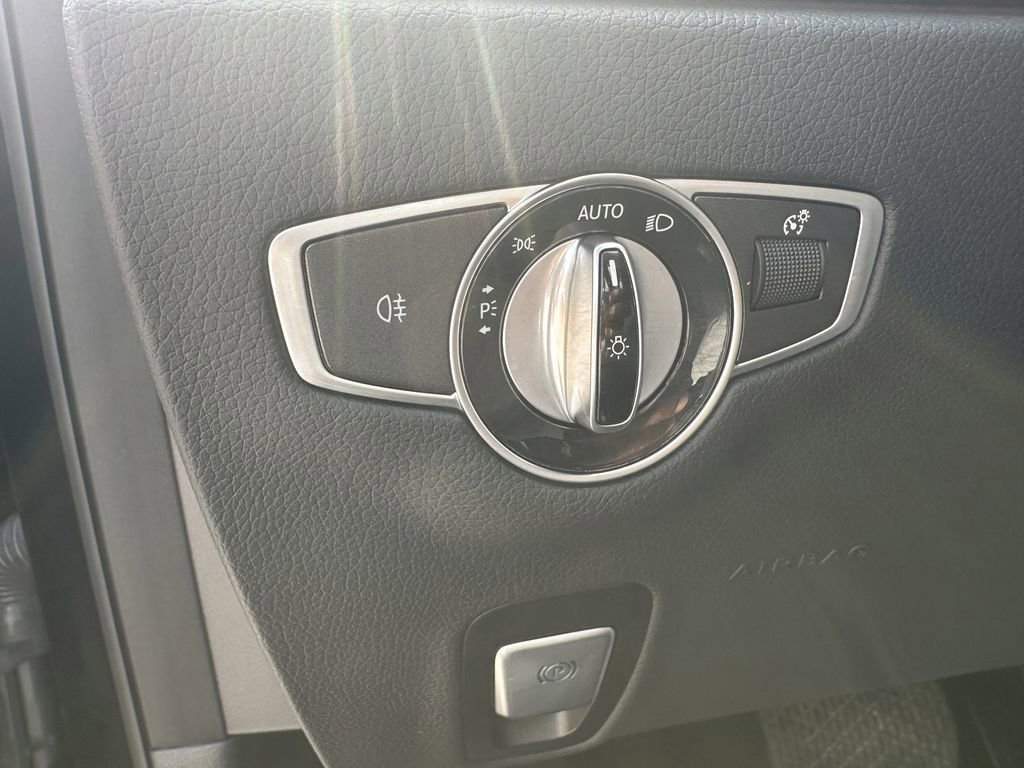 Certified 2022 Mercedes-Benz E 350 4MATIC Sedan image 35
