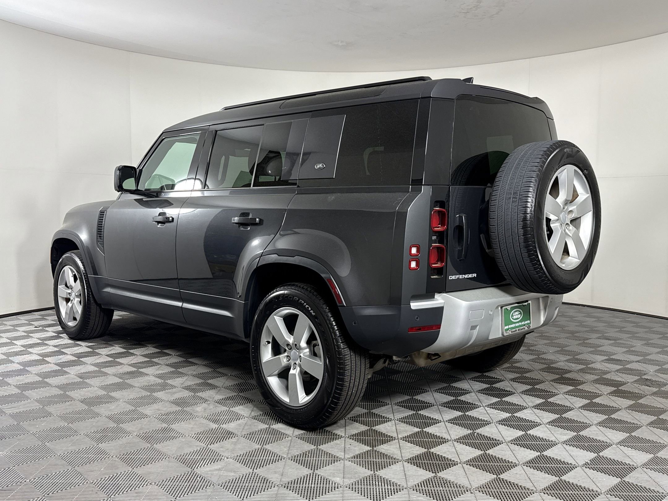 Certified 2024 Land Rover Defender 110 S AWD/4WD image 3
