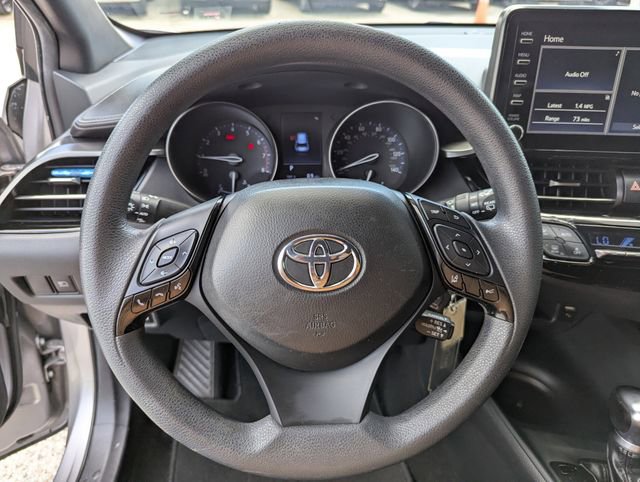 Used 2019 Toyota C-HR LE image 27